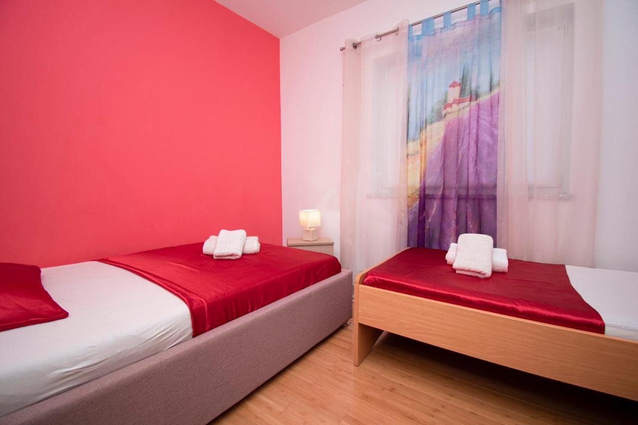 Anstika Pula, Croatia Vila *